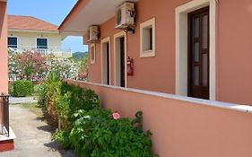 Kostas Apartments